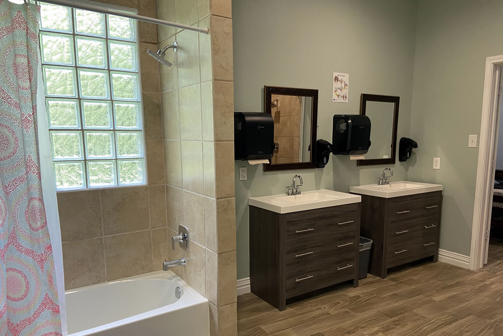 BATHROOMS Creighton Oaks Treatment Center